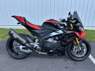 2026 Aprilia Tuono V4 1100 Factory Edition 