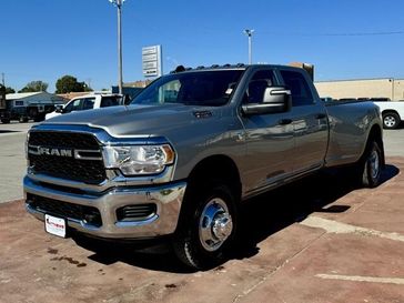 2024 RAM 3500 Tradesman Crew Cab 4x4 8' Box