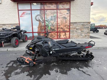 2025 Ski-doo Summit Adrenaline with Edge package 600R E-TEC