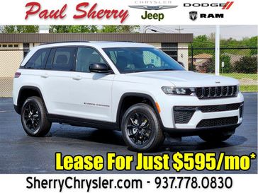 New 2026 Jeep Grand Cherokee Laredo Altitude 4x4