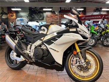 2024 Aprilia RSV4 FACTORY ULTRA GOLD 