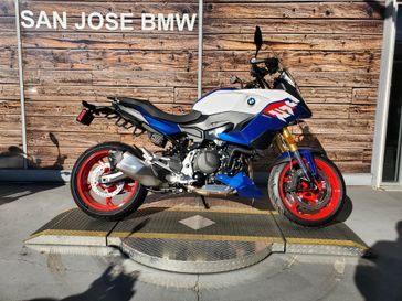 2025 BMW F 900 XR
