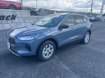 New 2025 Ford Escape Active