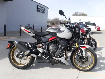 2026 Triumph Trident 800