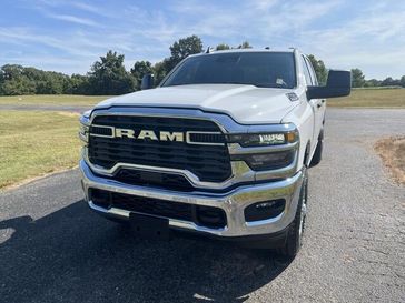 New 2026 RAM 2500 Tradesman Crew Cab 4x4 6'4' Box