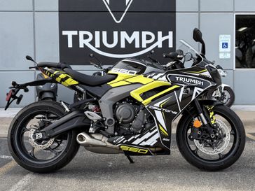 2025 Triumph Daytona 660