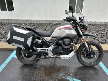 2023 Moto Guzzi V85 TT Travel 