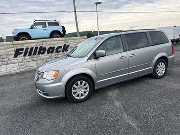 Used 2016 Chrysler Town & Country LX