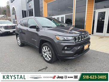 Used 2024 Jeep Compass Latitude Lux