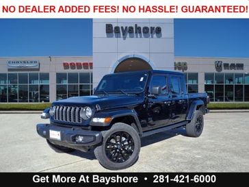 2025 Jeep Gladiator Nighthawk 4x4