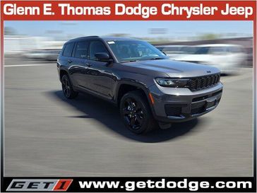 New 2025 Jeep Grand Cherokee L Altitude 4x2
