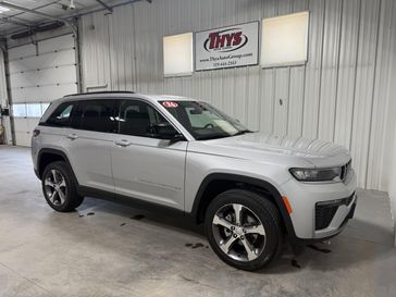 New 2026 Jeep Grand Cherokee Limited 4x4