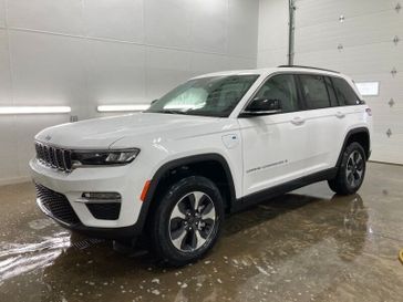 2022 Jeep 2022 Grand Cherokee LIMITED 4xe 