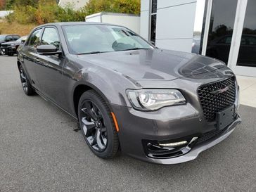 2023 Chrysler 300s V8