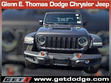 New 2026 Jeep Gladiator Mojave 4x4