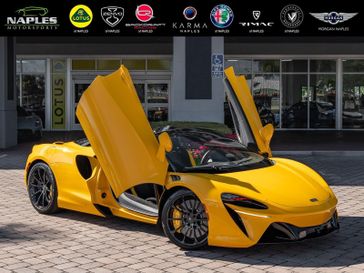 Used 2025 McLaren Artura TechLux