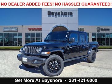 2025 Jeep Gladiator Nighthawk 4x4