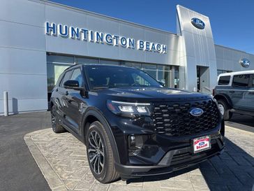 New 2026 Ford Explorer ST-Line