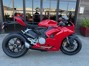 2025 Ducati PANIGALE V2