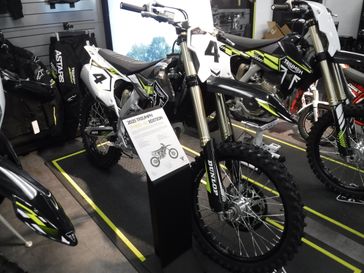 2025 Triumph TF 450-RC Edition