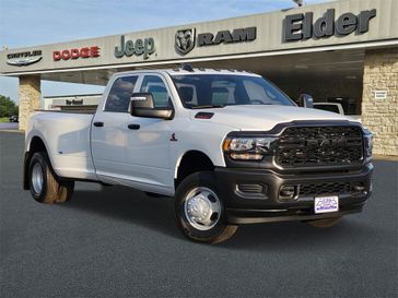 2024 RAM 3500 Tradesman Crew Cab 4x4 8' Box