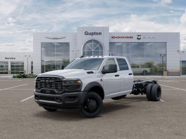 New 2026 RAM 5500 Tradesman Chassis Crew Cab 4x4 84' Ca