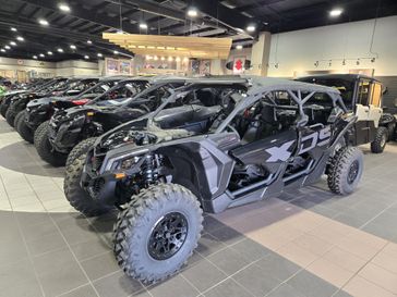 2025 Can-Am MAVERICK X3 MAX X DS TURBO RR WITH SMARTSHOX TRIPLE BLACK 