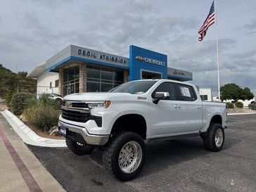 Used 2024 Chevrolet Silverado 1500 LT