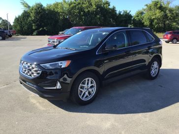 Used 2022 Ford Edge SEL