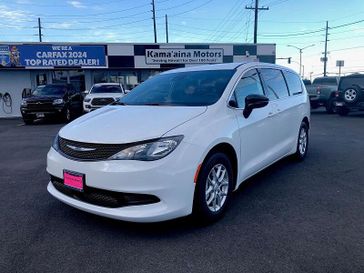 New 2025 Chrysler Voyager Lx