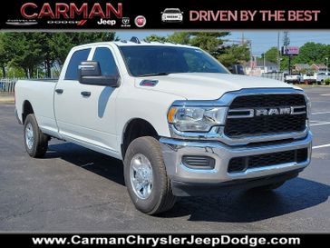 2024 RAM 2500 Tradesman Crew Cab 4x4 8' Box