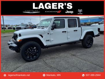 New 2025 Jeep Gladiator Nighthawk 4x4
