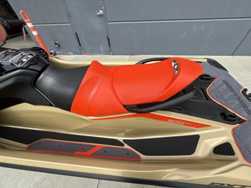2025 Sea-Doo RXT-X 325 (SOUND SYSTEM) 