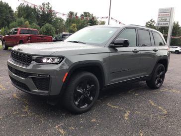 New 2027 Jeep Grand Cherokee Limited 4x4