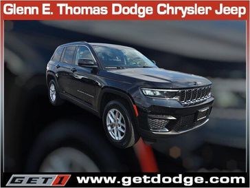 Used 2023 Jeep Grand Cherokee Laredo