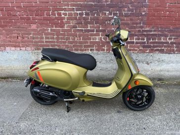 New 2024 Vespa 150 SPORT 