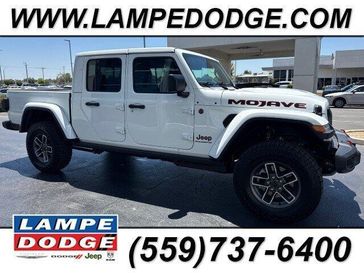 New 2026 Jeep Gladiator Mojave 4x4
