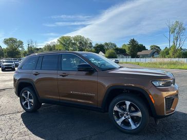 New 2026 Jeep Grand Cherokee Limited 4x4