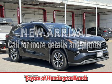 Used 2022 Toyota Highlander XLE