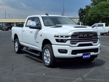 New 2025 RAM 2500 Laramie Crew Cab 4x4 6'4' Box