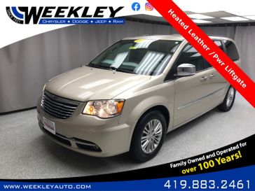 2015 Chrysler Town & Country Touring-L