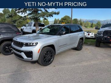 New 2026 Jeep Grand Cherokee Summit 4x4