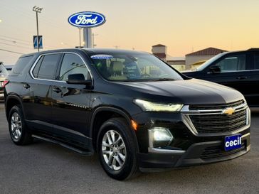 Used 2023 Chevrolet Traverse LS