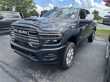 New 2025 RAM 2500 Laramie Crew Cab 4x4 6'4' Box
