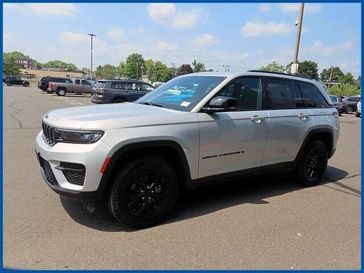 Used 2024 Jeep Grand Cherokee Altitude X