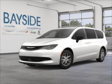 2025 Chrysler Voyager Lx