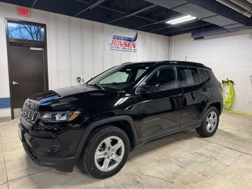 Used 2023 Jeep Compass Latitude