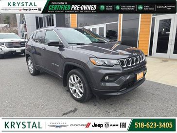 Used 2024 Jeep Compass Latitude Lux