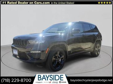 Used 2025 Jeep Grand Cherokee Limited 4x4