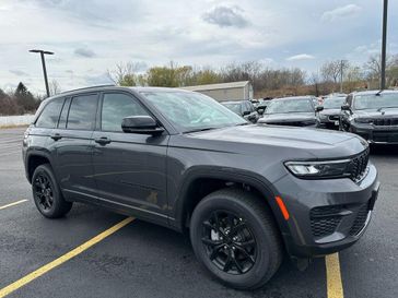 2025 Jeep Grand Cherokee Altitude X 4x4